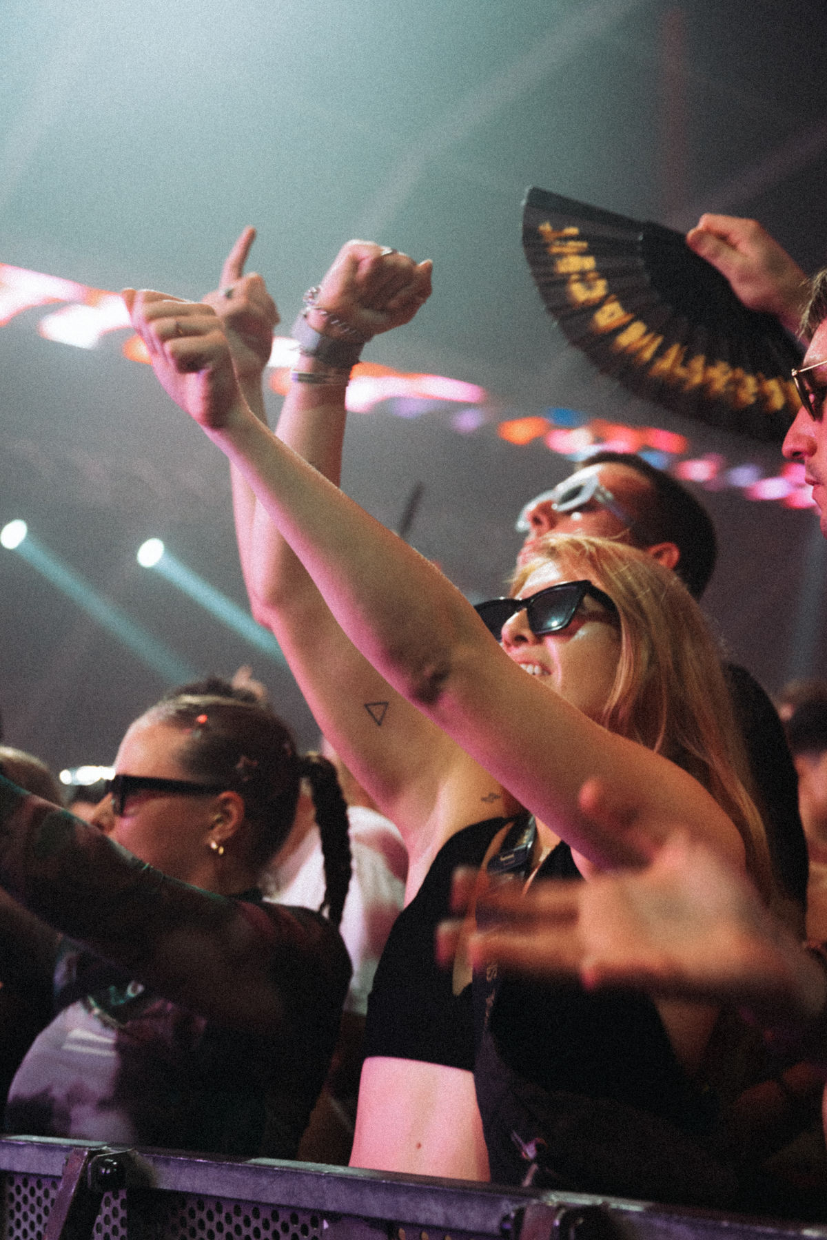 Loading... just a sec